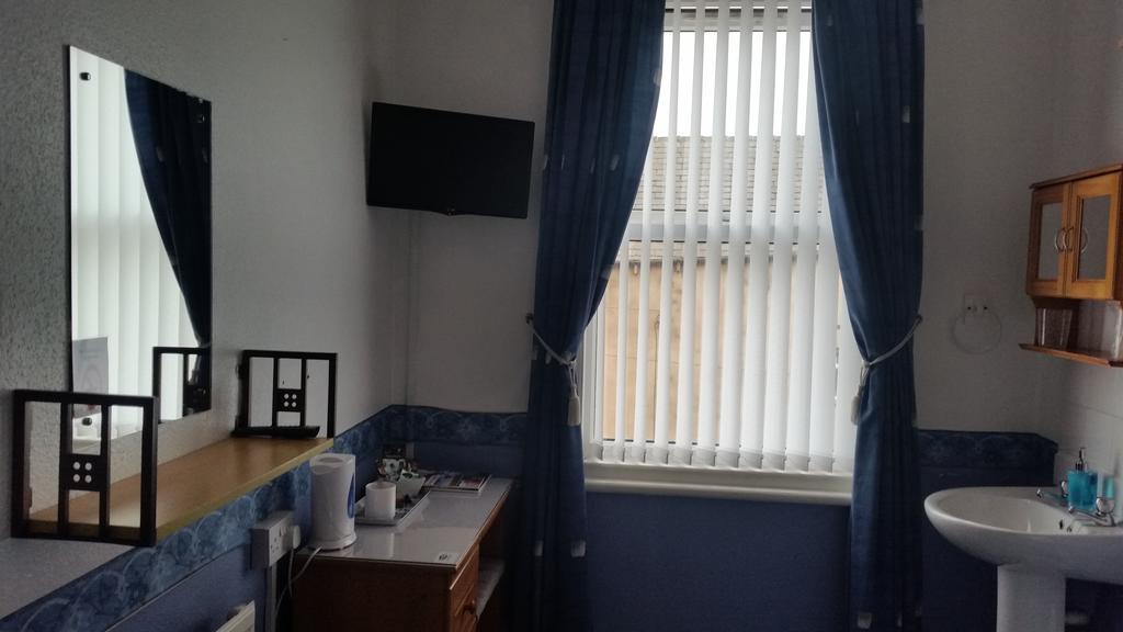 The Trevelyan Morecambe Quarto foto